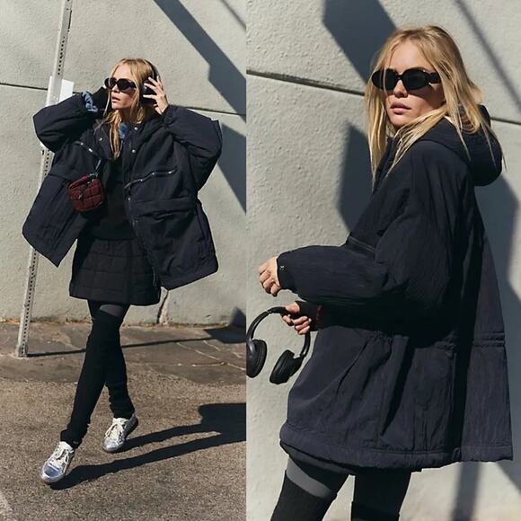 Free People FP Movement Billie Boxy Lightweight Insulated Jacket Black M/L NWOT - Picture 1 of 9